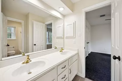 2 Thundercreek Place, The Woodlands, TX 77381 - Photo 31