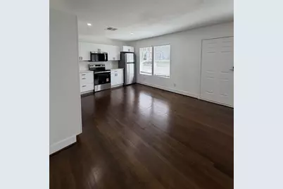1976 W McKinney Street, Houston, TX 77019 - Photo 5