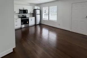 1976 W McKinney St, Houston, TX 77019 - Photo 5