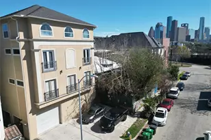 314 W Bell St, Houston, TX 77019 - Photo 3