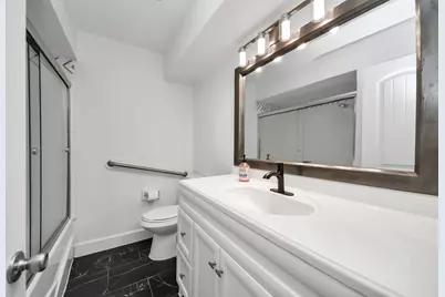 5542 Holly Street #205, Houston, TX 77081 - Photo 13