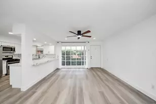 5542 Holly St, Houston, TX 77081 - Photo 9