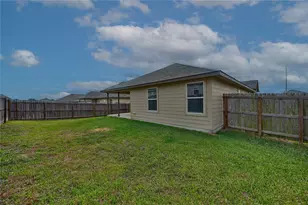 1010 Fannin St, Brenham, TX 77833 - Photo 17