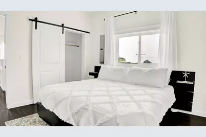 1065 Sunset Circle W, Crystal Beach, TX 77650 - Photo 33