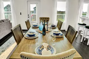 1065 Sunset Circle W, Crystal Beach, TX 77650 - Photo 15