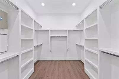 6124 Endeavor Heights Road, Houston, TX 77091 - Photo 17