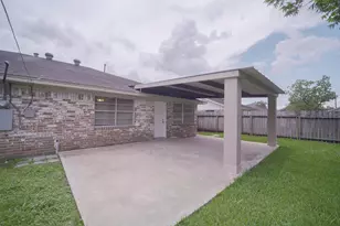 9811 Mango St, Houston, TX 77075 - Photo 29