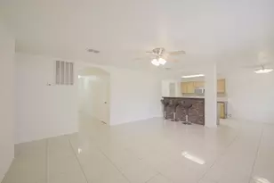 9811 Mango St, Houston, TX 77075 - Photo 9