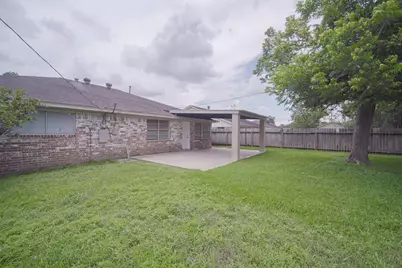 9811 Mango Street, Houston, TX 77075 - Photo 27