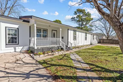 1132 18th Avenue N, Texas City, TX 77590 - Photo 1