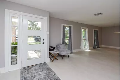 7618 Highmeadow Drive, Houston, TX 77063 - Photo 15