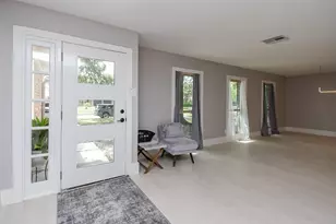 7618 Highmeadow Dr, Houston, TX 77063 - Photo 15