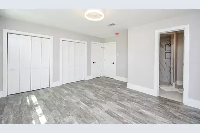 7618 Highmeadow Drive, Houston, TX 77063 - Photo 11