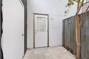 2425 Augusta Dr, Houston, TX 77057 - Photo 29