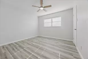 6034 Autumn Forest Dr, Houston, TX 77092 - Photo 25