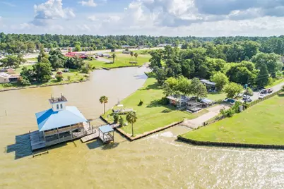 103 Page Lane, Houston, TX 77336 - Photo 11