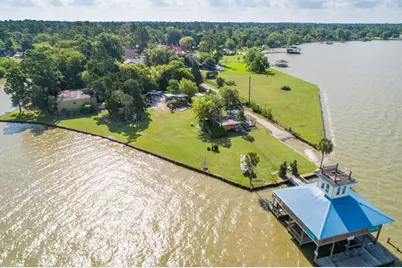 103 Page Lane, Houston, TX 77336 - Photo 3