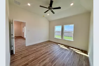 318 Cardinal Dr, Port Lavaca, TX 77979 - Photo 15