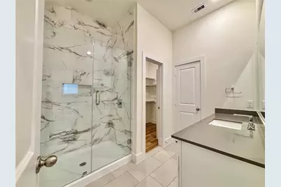 318 Cardinal Dr, Port Lavaca, TX 77979 - Photo 17