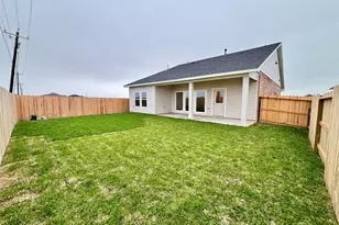 318 Cardinal Dr, Port Lavaca, TX 77979 - Photo 5