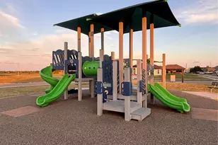 318 Cardinal Dr, Port Lavaca, TX 77979 - Photo 15