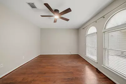 2708 Shady Creek Drive, Pearland, TX 77581 - Photo 17