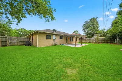 2708 Shady Creek Drive, Pearland, TX 77581 - Photo 31