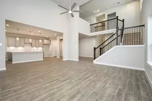 11134 Rose River Dr, Houston, TX 77044 - Photo 11