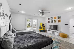 2025 Colquitt St, Houston, TX 77098 - Photo 5