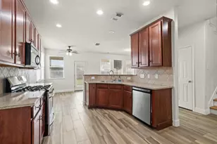 15238 Olmstead Park Dr, Cypress, TX 77429 - Photo 9
