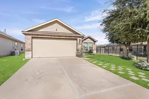 19306 Golden Wave Dr, Katy, TX 77449 - Photo 3