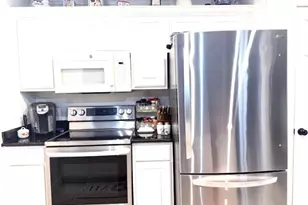 418 Garland Dr, Lake Jackson, TX 77566 - Photo 3