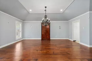 904 Holland St, Navasota, TX 77868 - Photo 11