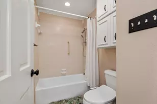 904 Holland St, Navasota, TX 77868 - Photo 37