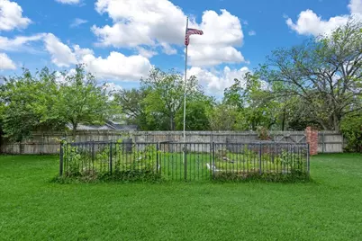 904 Holland Street, Navasota, TX 77868 - Photo 45