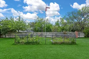 904 Holland St, Navasota, TX 77868 - Photo 45