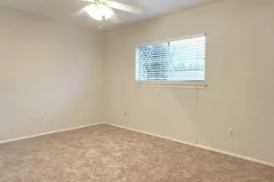 16210 Cypress Point Dr, Cypress, TX 77429 - Photo 5