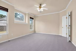 629 Spring Forest Dr, Conroe, TX 77302 - Photo 9