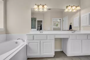 629 Spring Forest Dr, Conroe, TX 77302 - Photo 11