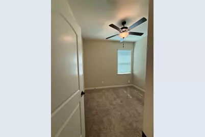 8985 Oval Glass Street, Conroe, TX 77304 - Photo 5