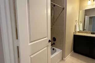 8985 Oval Glass St, Conroe, TX 77304 - Photo 11