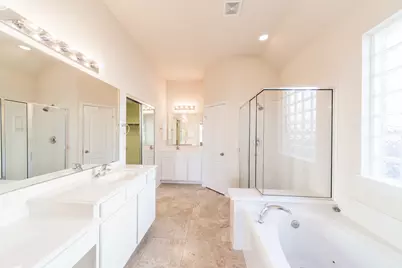 607 Overdell Drive, Sugar Land, TX 77479 - Photo 17