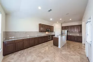 607 Overdell Dr, Sugar Land, TX 77479 - Photo 11