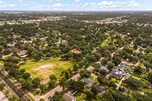 10626 Ivyridge Rd, Houston, TX 77043 - Photo 35