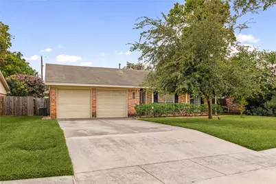 10626 Ivyridge Road, Houston, TX 77043 - Photo 3