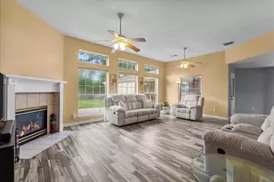 2112 Indian Blanket Dr, League City, TX 77573 - Photo 7