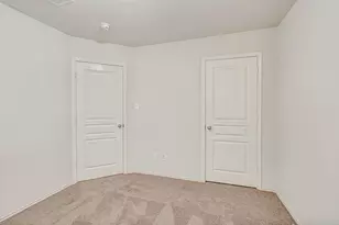 9607 Gorman Brook Dr, Houston, TX 77095 - Photo 11