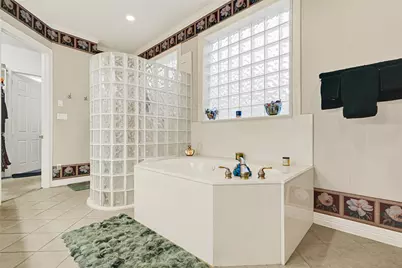 122 Marble Staff Court, Houston, TX 77069 - Photo 17