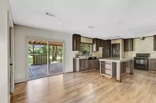 40 County Rd 2180, Cleveland, TX 77327 - Photo 15