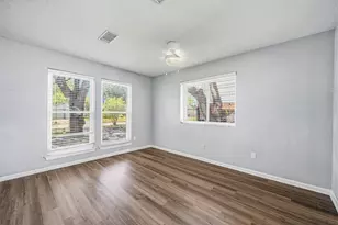 8306 Pine Falls Dr, Houston, TX 77095 - Photo 19